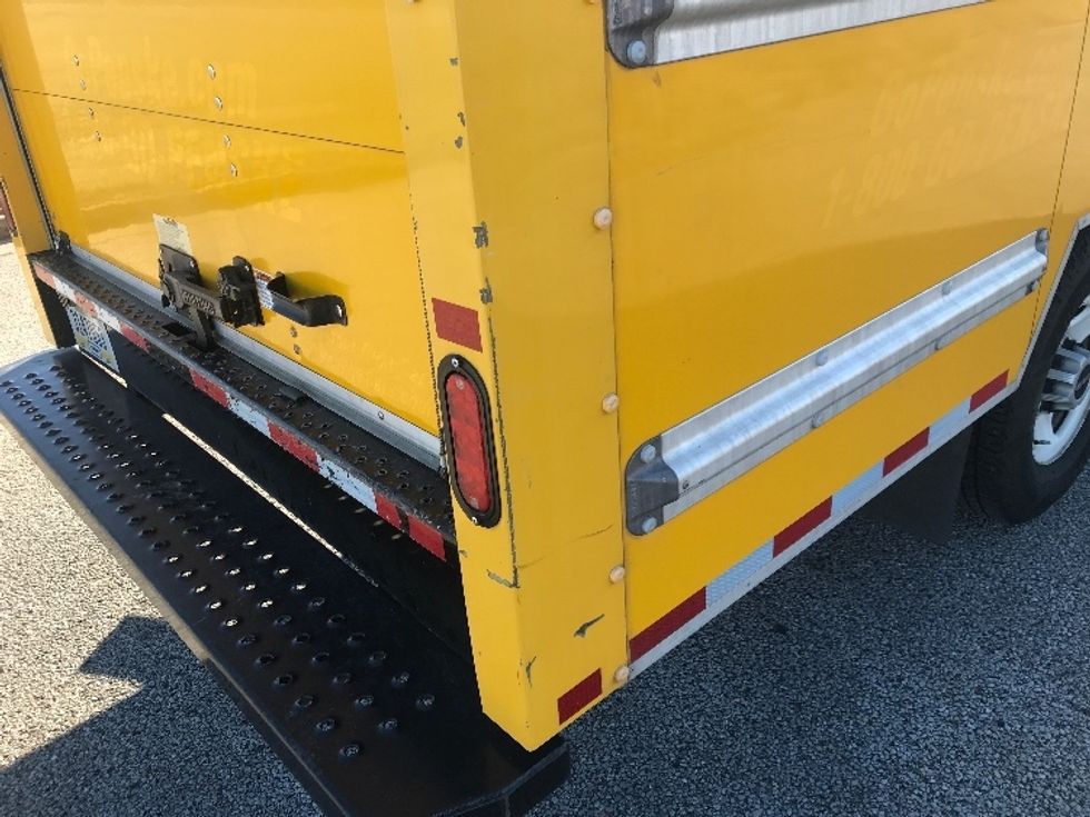 Light Duty Box Truck-Light and Medium Duty Trucks-GMC-2021-Savana G33503-Evansville-IN-101,245\n\t\tmiles-$ 25,500 - Image 24