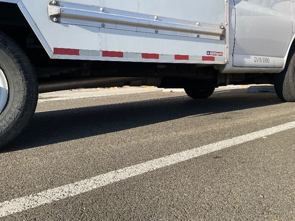 Light Duty Box Truck-Light and Medium Duty Trucks-GMC-2021-Savana G33503-Everett-WA-100,368\n\t\tmiles-$ 30,250 - Image 14