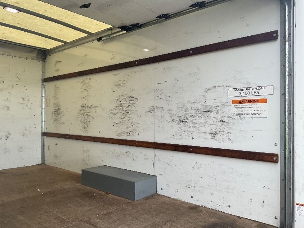 Light Duty Box Truck-Light and Medium Duty Trucks-GMC-2021-Savana G33503-Everett-WA-87,762\n\t\tmiles-$ 31,750 - Image 10