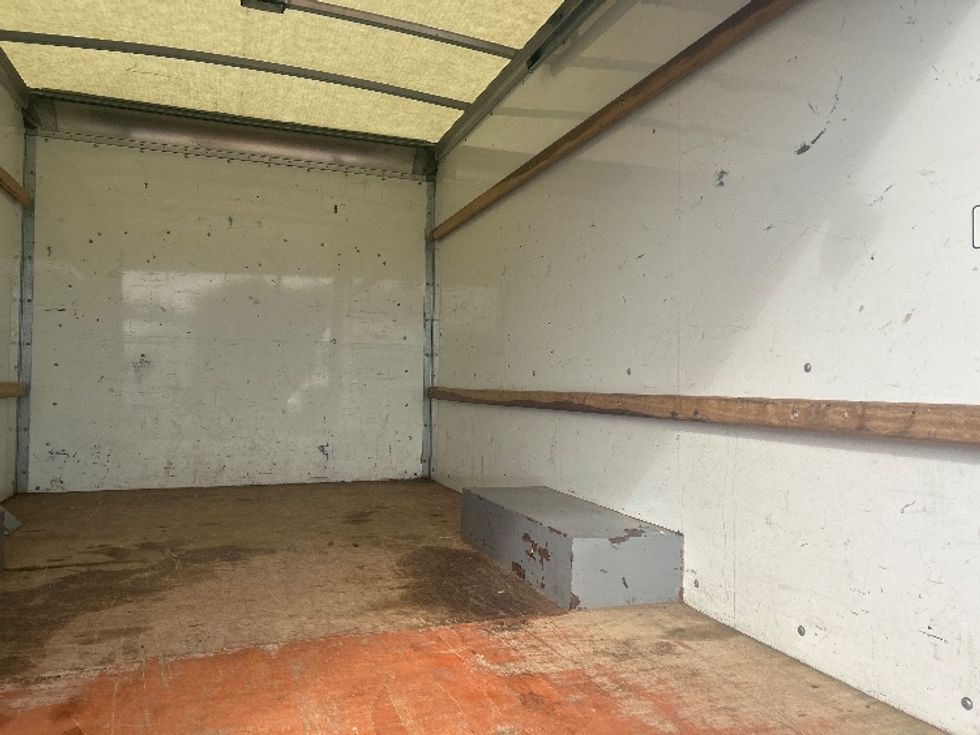 Light Duty Box Truck-Light and Medium Duty Trucks-GMC-2021-Savana G33503-Fontana-CA-101,998\n\t\tmiles-$ 27,250 - Image 12