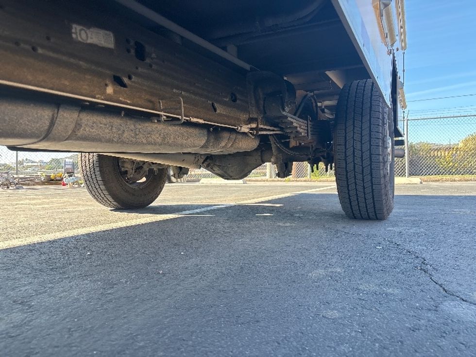 Light Duty Box Truck-Light and Medium Duty Trucks-GMC-2021-Savana G33503-Fontana-CA-103,063\n\t\tmiles-$ 27,250 - Image 5