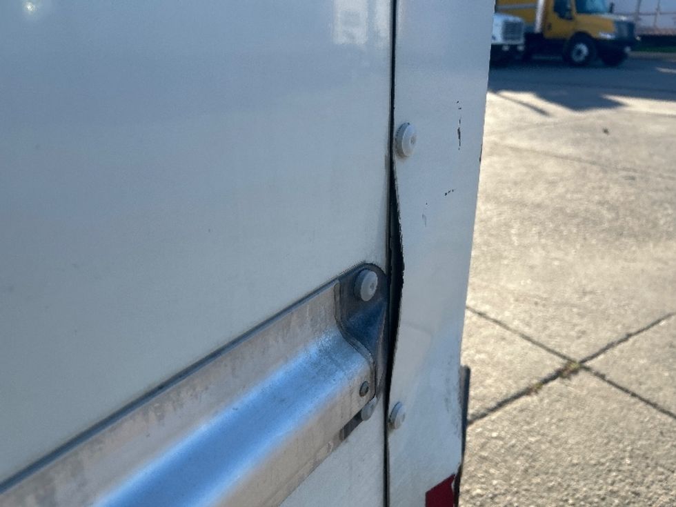 Light Duty Box Truck-Light and Medium Duty Trucks-GMC-2021-Savana G33503-Fontana-CA-106,247\n\t\tmiles-$ 29,500 - Image 26