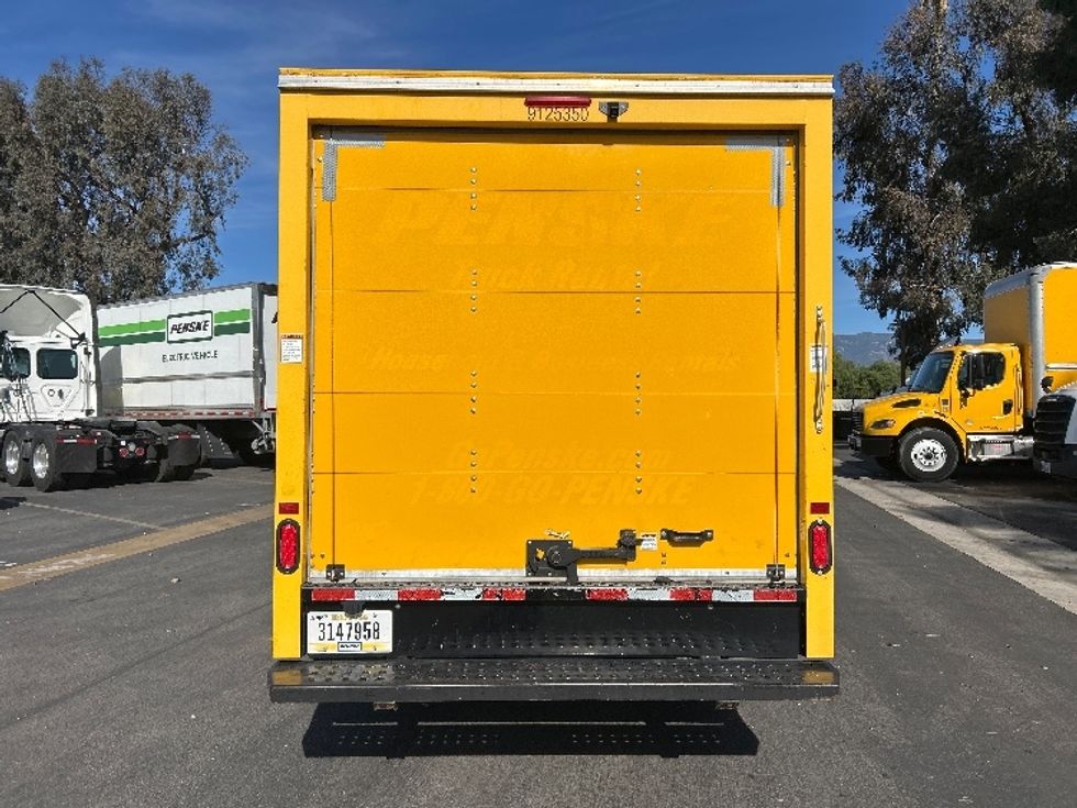Light Duty Box Truck-Light and Medium Duty Trucks-GMC-2021-Savana G33503-Fontana-CA-106,785\n\t\tmiles-$ 26,750 - Image 7