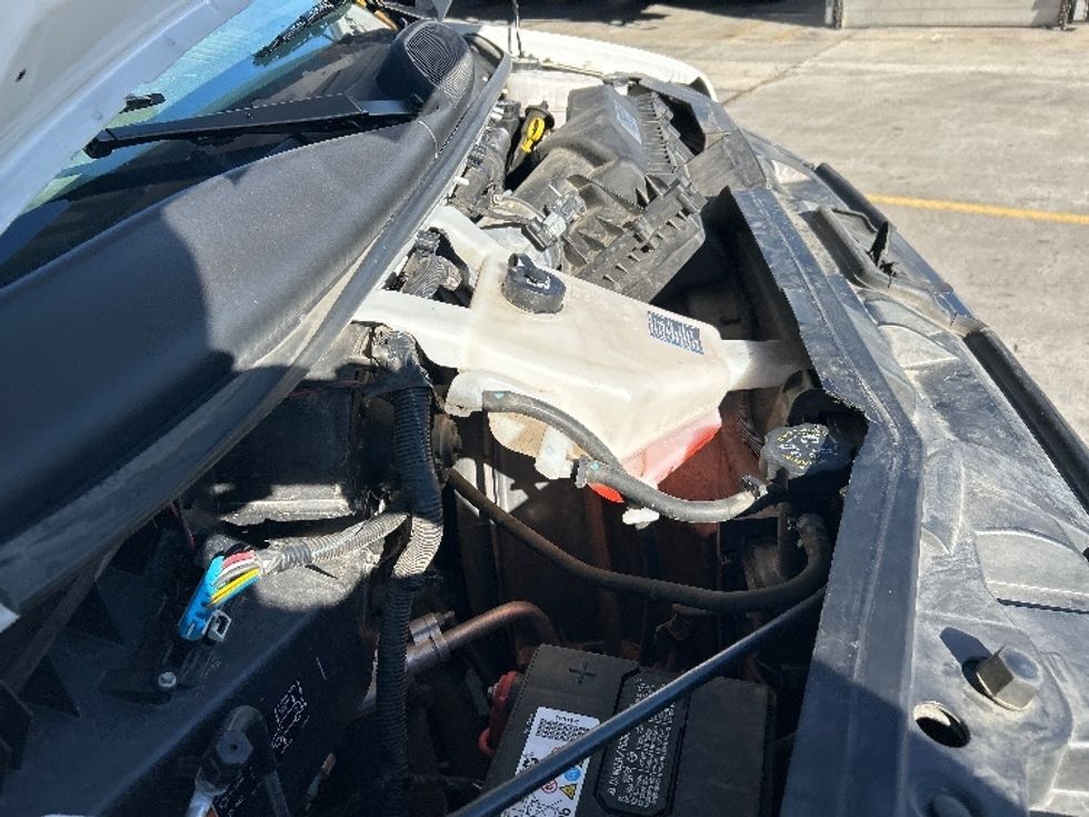 Light Duty Box Truck-Light and Medium Duty Trucks-GMC-2021-Savana G33503-Fontana-CA-107,986\n\t\tmiles-$ 29,250 - Image 21