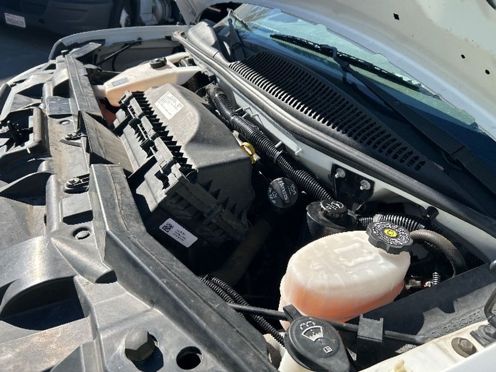 Light Duty Box Truck-Light and Medium Duty Trucks-GMC-2021-Savana G33503-Fontana-CA-107,986\n\t\tmiles-$ 29,250 - Image 22