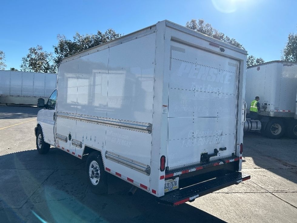 Light Duty Box Truck-Light and Medium Duty Trucks-GMC-2021-Savana G33503-Fontana-CA-107,986\n\t\tmiles-$ 29,250 - Image 6