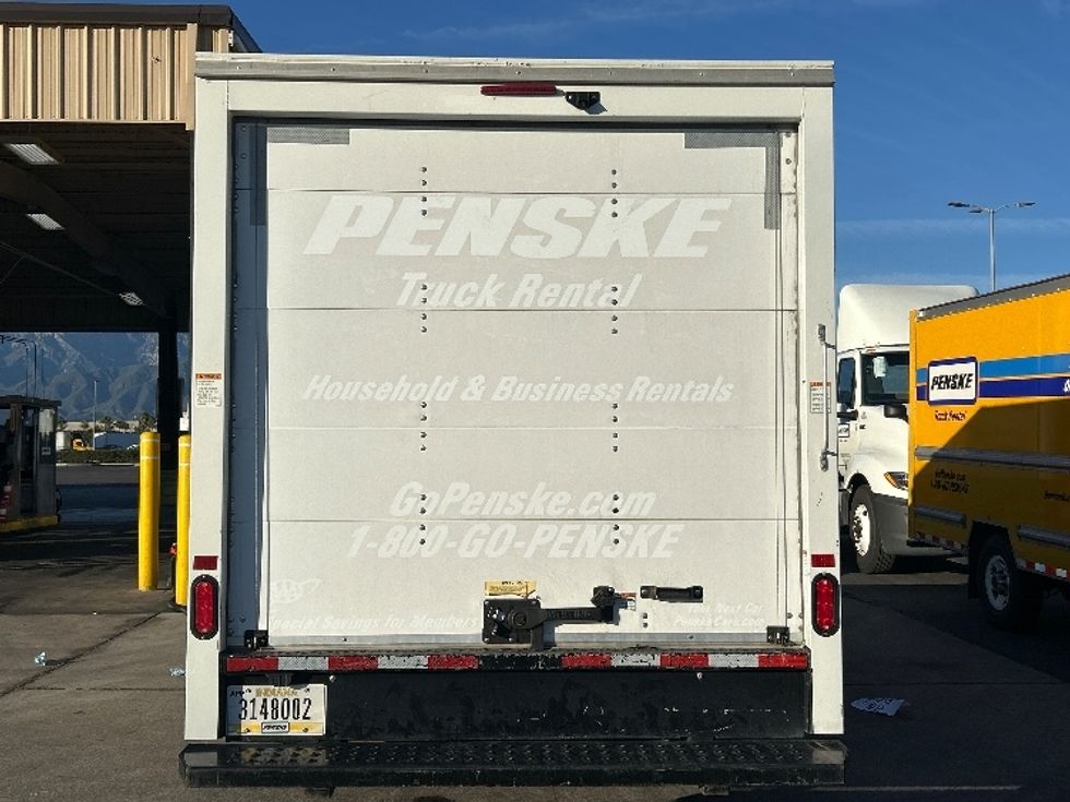 Light Duty Box Truck-Light and Medium Duty Trucks-GMC-2021-Savana G33503-Fontana-CA-109,152\n\t\tmiles-$ 29,000 - Image 7