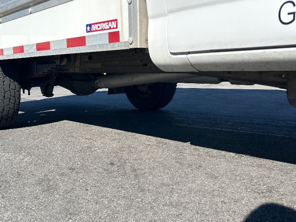 Light Duty Box Truck-Light and Medium Duty Trucks-GMC-2021-Savana G33503-Fontana-CA-113,305\n\t\tmiles-$ 28,500 - Image 14