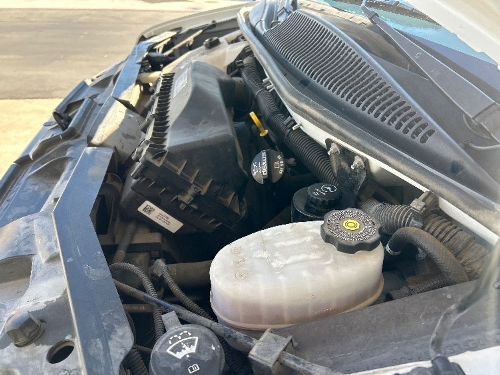 Light Duty Box Truck-Light and Medium Duty Trucks-GMC-2021-Savana G33503-Fontana-CA-113,305\n\t\tmiles-$ 28,500 - Image 24