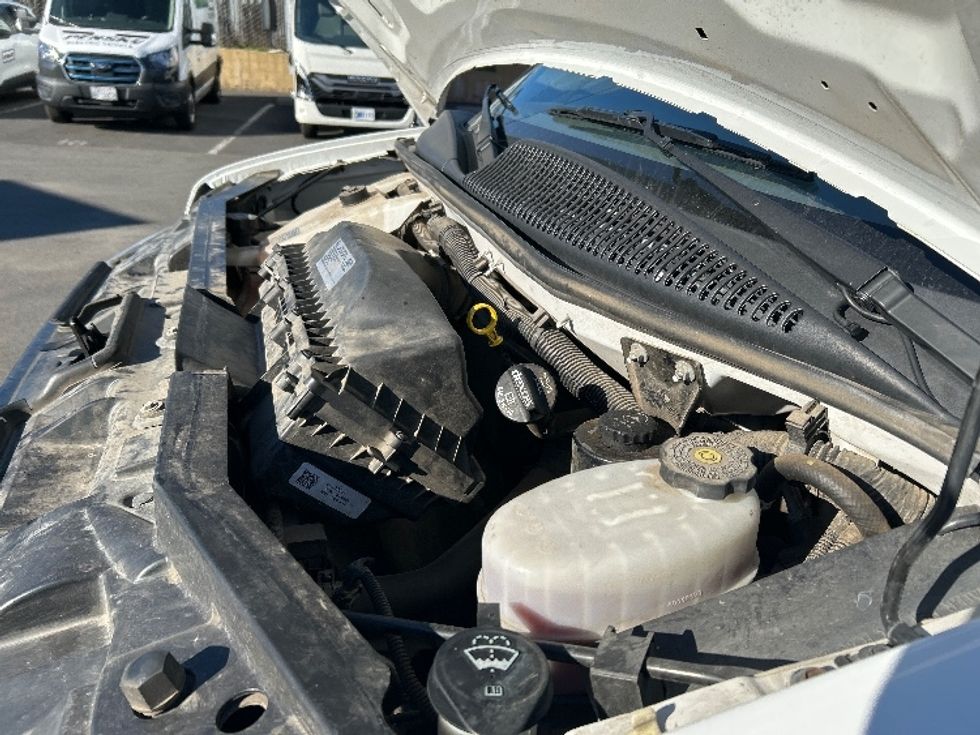 Light Duty Box Truck-Light and Medium Duty Trucks-GMC-2021-Savana G33503-Fontana-CA-113,924\n\t\tmiles-$ 28,500 - Image 23