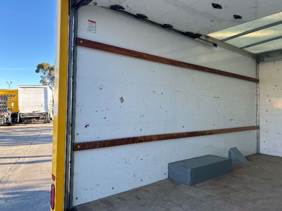 Light Duty Box Truck-Light and Medium Duty Trucks-GMC-2021-Savana G33503-Fontana-CA-114,627\n\t\tmiles-$ 25,750 - Image 11