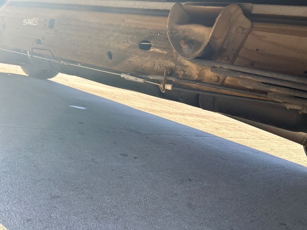 Light Duty Box Truck-Light and Medium Duty Trucks-GMC-2021-Savana G33503-Fontana-CA-118,697\n\t\tmiles-$ 25,500 - Image 5