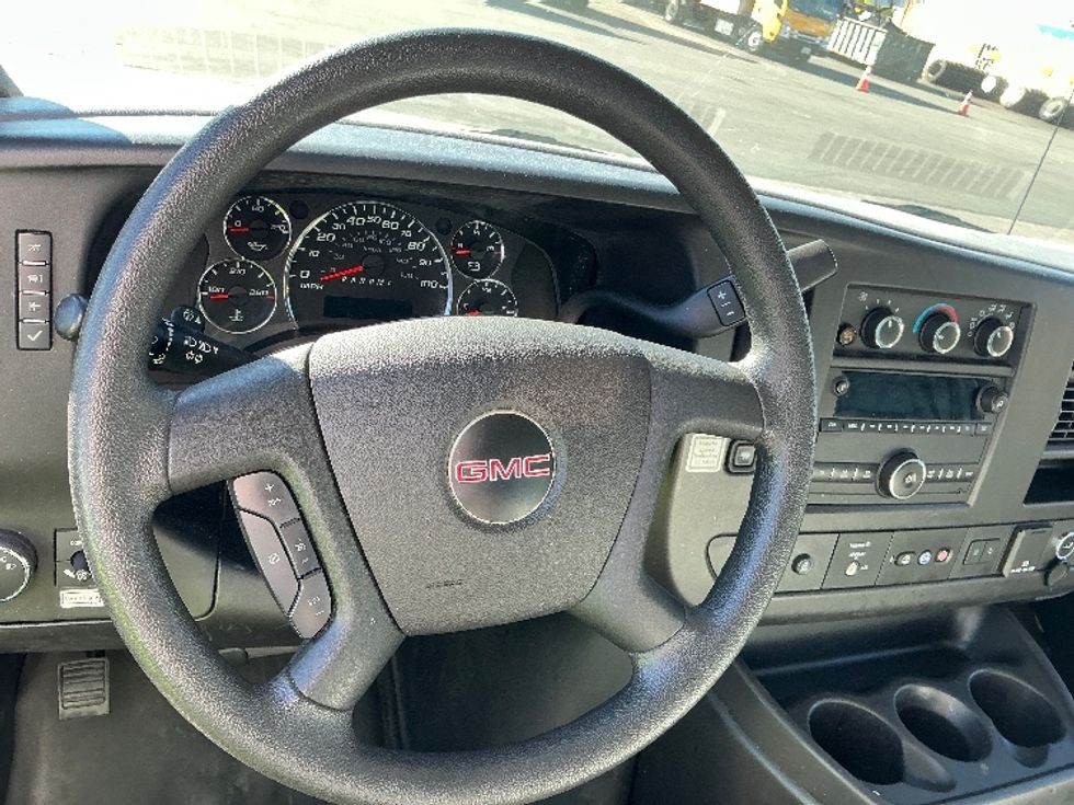 Light Duty Box Truck-Light and Medium Duty Trucks-GMC-2021-Savana G33503-Fontana-CA-120,893\n\t\tmiles-$ 27,750 - Image 18