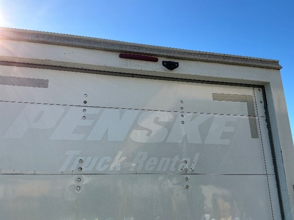 Light Duty Box Truck-Light and Medium Duty Trucks-GMC-2021-Savana G33503-Fontana-CA-120,893\n\t\tmiles-$ 27,750 - Image 25