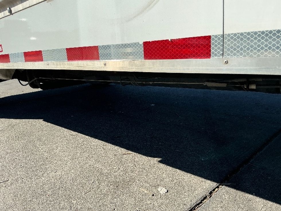 Light Duty Box Truck-Light and Medium Duty Trucks-GMC-2021-Savana G33503-Fontana-CA-120,893\n\t\tmiles-$ 27,750 - Image 5