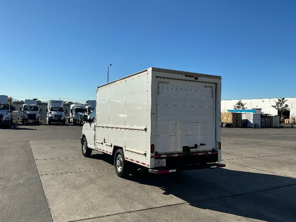 Light Duty Box Truck-Light and Medium Duty Trucks-GMC-2021-Savana G33503-Fontana-CA-120,893\n\t\tmiles-$ 27,750 - Image 6