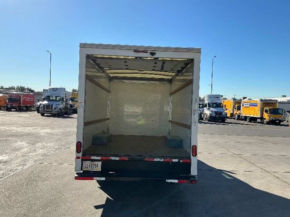 Light Duty Box Truck-Light and Medium Duty Trucks-GMC-2021-Savana G33503-Fontana-CA-120,893\n\t\tmiles-$ 27,750 - Image 8