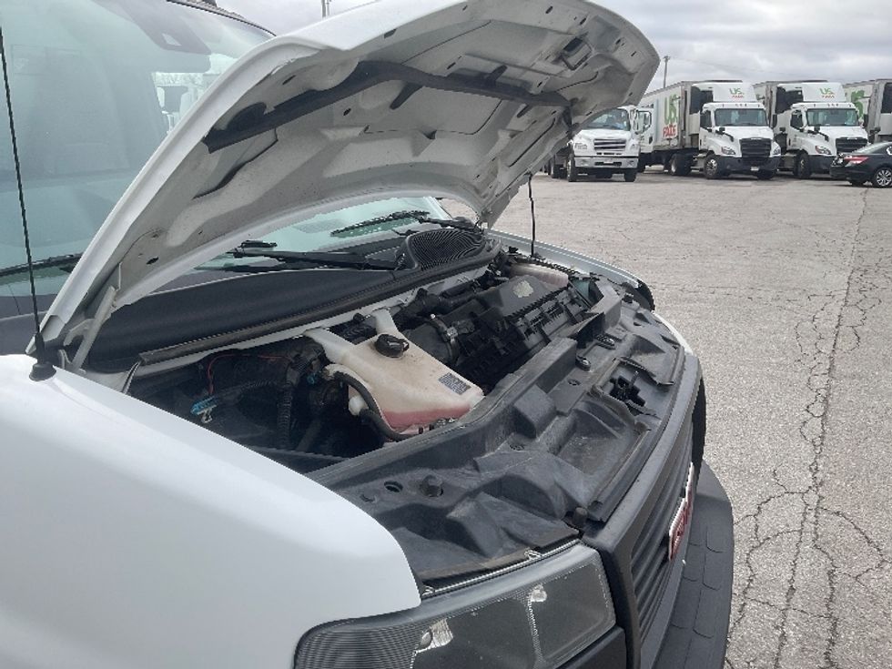 Light Duty Box Truck-Light and Medium Duty Trucks-GMC-2021-Savana G33503-Fort Wayne-IN-117,463\n\t\tmiles-$ 26,250 - Image 23