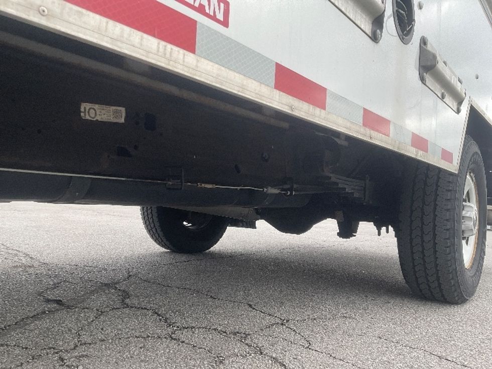 Light Duty Box Truck-Light and Medium Duty Trucks-GMC-2021-Savana G33503-Fort Wayne-IN-117,463\n\t\tmiles-$ 26,250 - Image 5