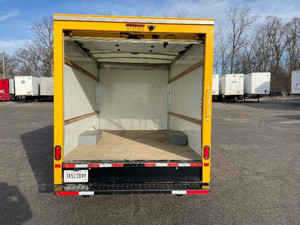Light Duty Box Truck-Light and Medium Duty Trucks-GMC-2021-Savana G33503-Fort Wayne-IN-71,617\n\t\tmiles-$ 28,750 - Image 8