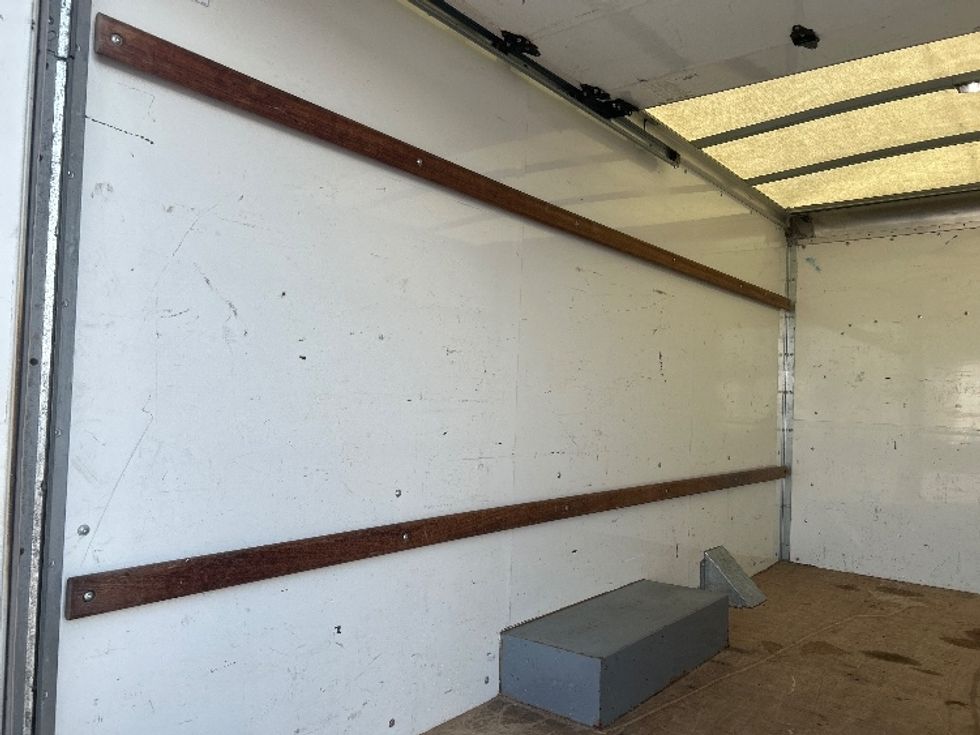 Light Duty Box Truck-Light and Medium Duty Trucks-GMC-2021-Savana G33503-Fort Worth-TX-102,393\n\t\tmiles-$ 28,500 - Image 11