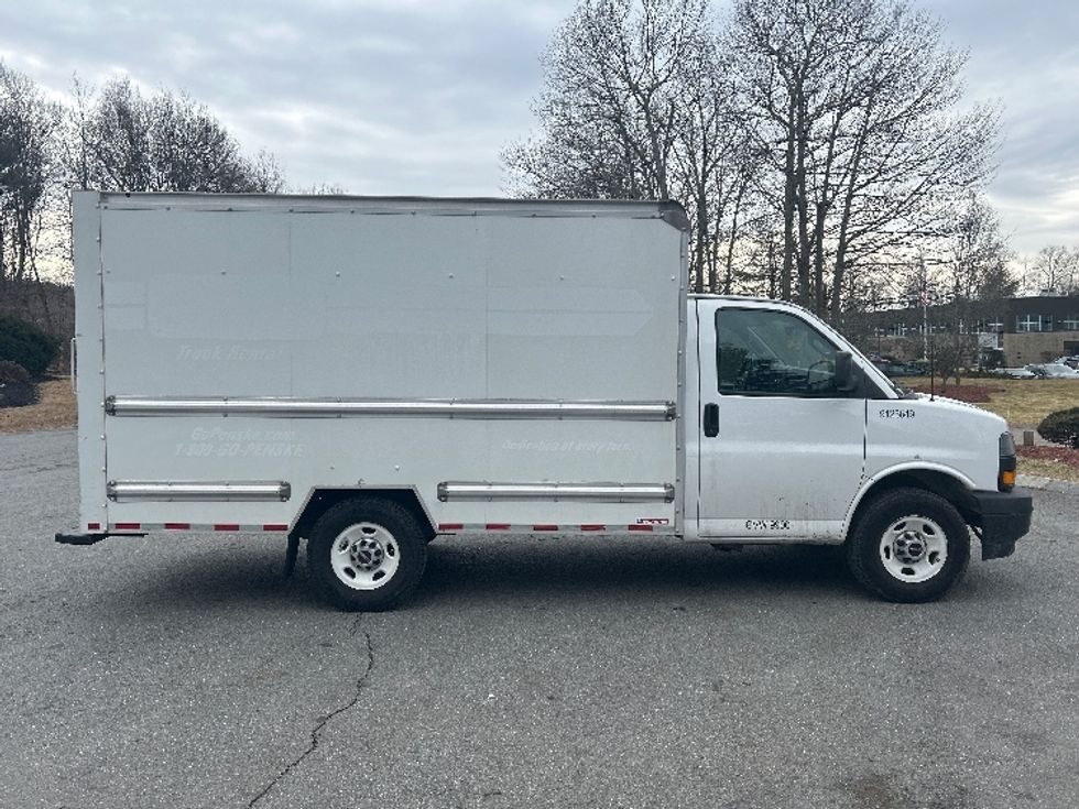 Light Duty Box Truck-Light and Medium Duty Trucks-GMC-2021-Savana G33503-Franklin-MA-101,809\n\t\tmiles-$ 27,000 - Image 12