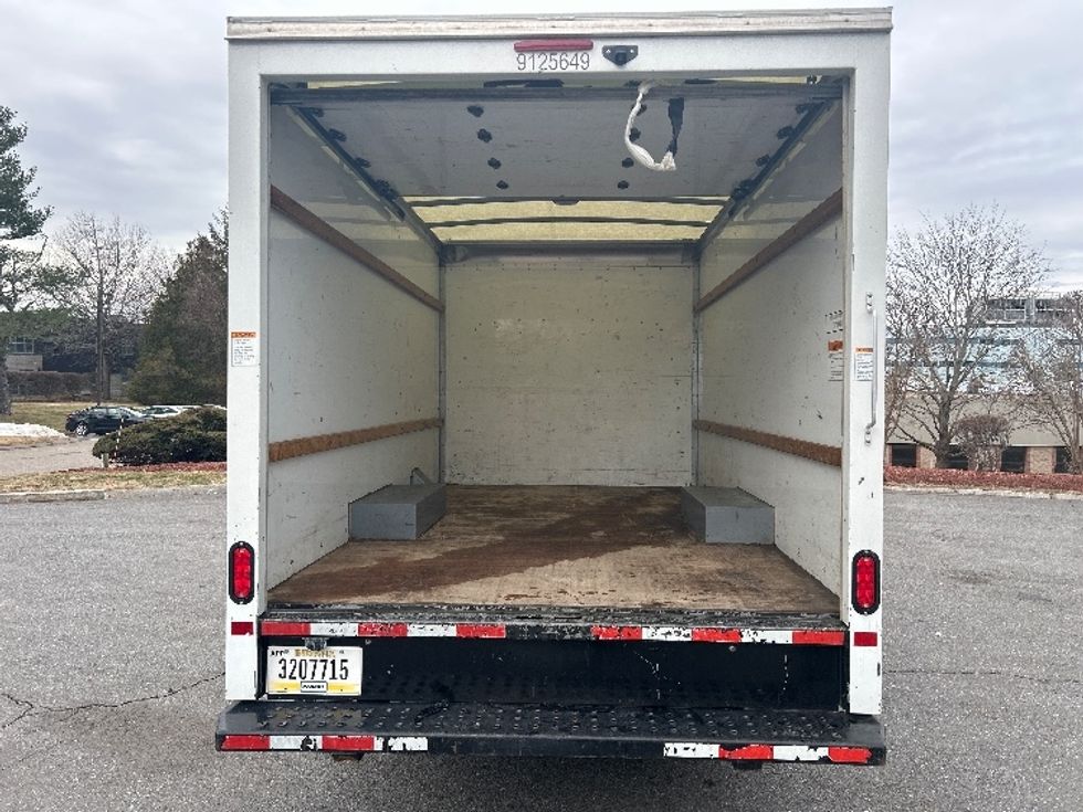 Light Duty Box Truck-Light and Medium Duty Trucks-GMC-2021-Savana G33503-Franklin-MA-101,809\n\t\tmiles-$ 27,000 - Image 7