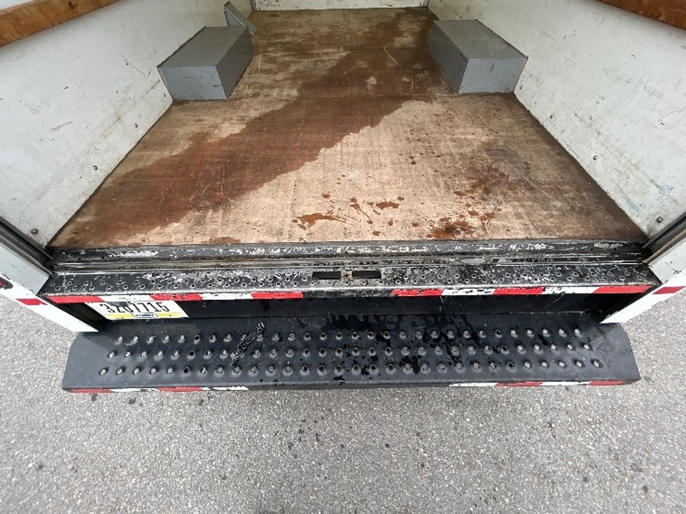 Light Duty Box Truck-Light and Medium Duty Trucks-GMC-2021-Savana G33503-Franklin-MA-101,809\n\t\tmiles-$ 27,000 - Image 8