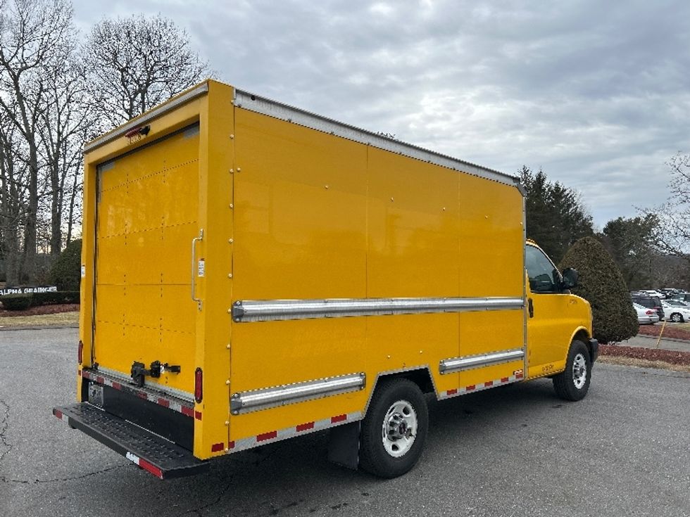 Light Duty Box Truck-Light and Medium Duty Trucks-GMC-2021-Savana G33503-Franklin-MA-108,836\n\t\tmiles-$ 24,000 - Image 12
