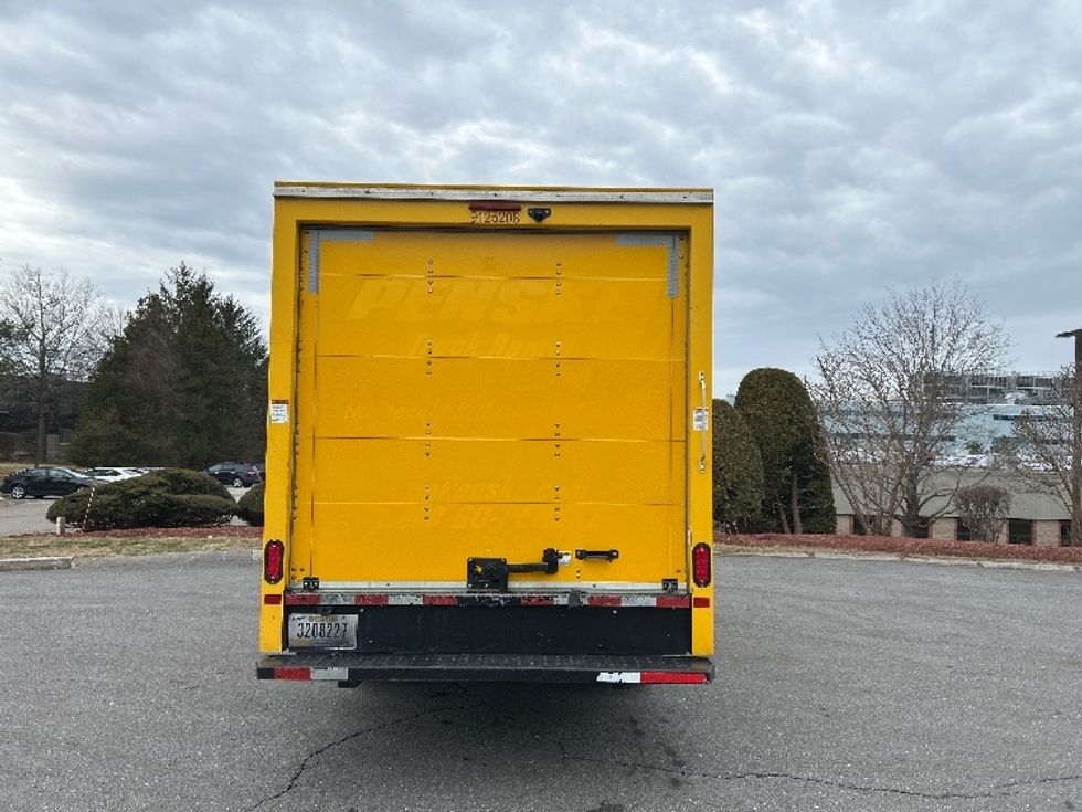 Light Duty Box Truck-Light and Medium Duty Trucks-GMC-2021-Savana G33503-Franklin-MA-108,836\n\t\tmiles-$ 24,000 - Image 6