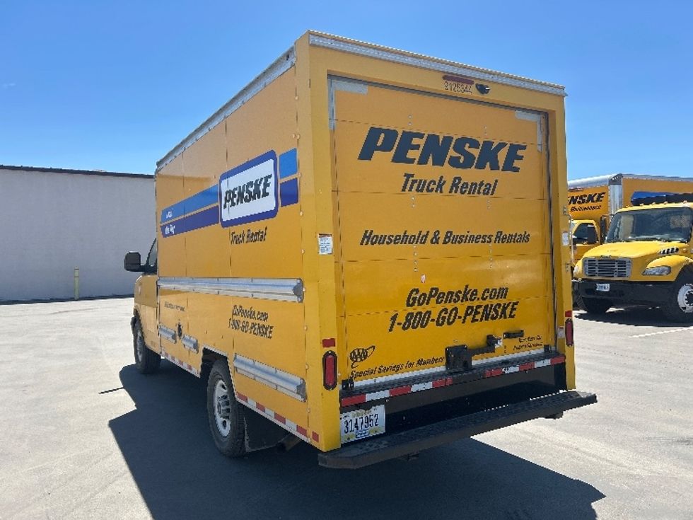 Light Duty Box Truck-Light and Medium Duty Trucks-GMC-2021-Savana G33503-Fresno-CA-101,956\n\t\tmiles-$ 25,750 - Image 6