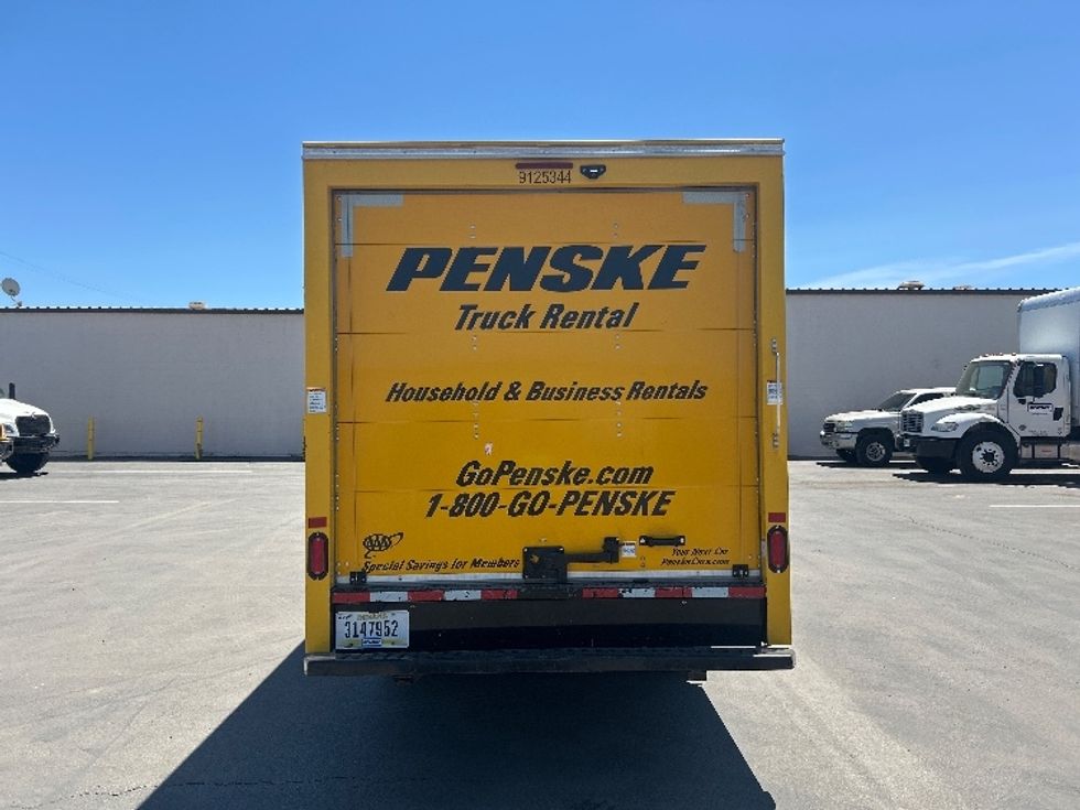 Light Duty Box Truck-Light and Medium Duty Trucks-GMC-2021-Savana G33503-Fresno-CA-101,956\n\t\tmiles-$ 25,750 - Image 7