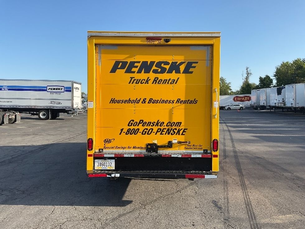Light Duty Box Truck-Light and Medium Duty Trucks-GMC-2021-Savana G33503-Gahanna-OH-117,224\n\t\tmiles-$ 23,000 - Image 7