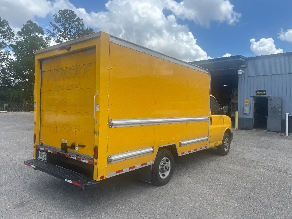 Light Duty Box Truck-Light and Medium Duty Trucks-GMC-2021-Savana G33503-Gainesville-FL-119,540\n\t\tmiles-$ 23,750 - Image 12