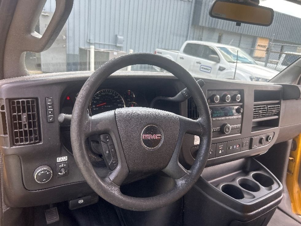 Light Duty Box Truck-Light and Medium Duty Trucks-GMC-2021-Savana G33503-Gainesville-FL-119,540\n\t\tmiles-$ 23,750 - Image 16