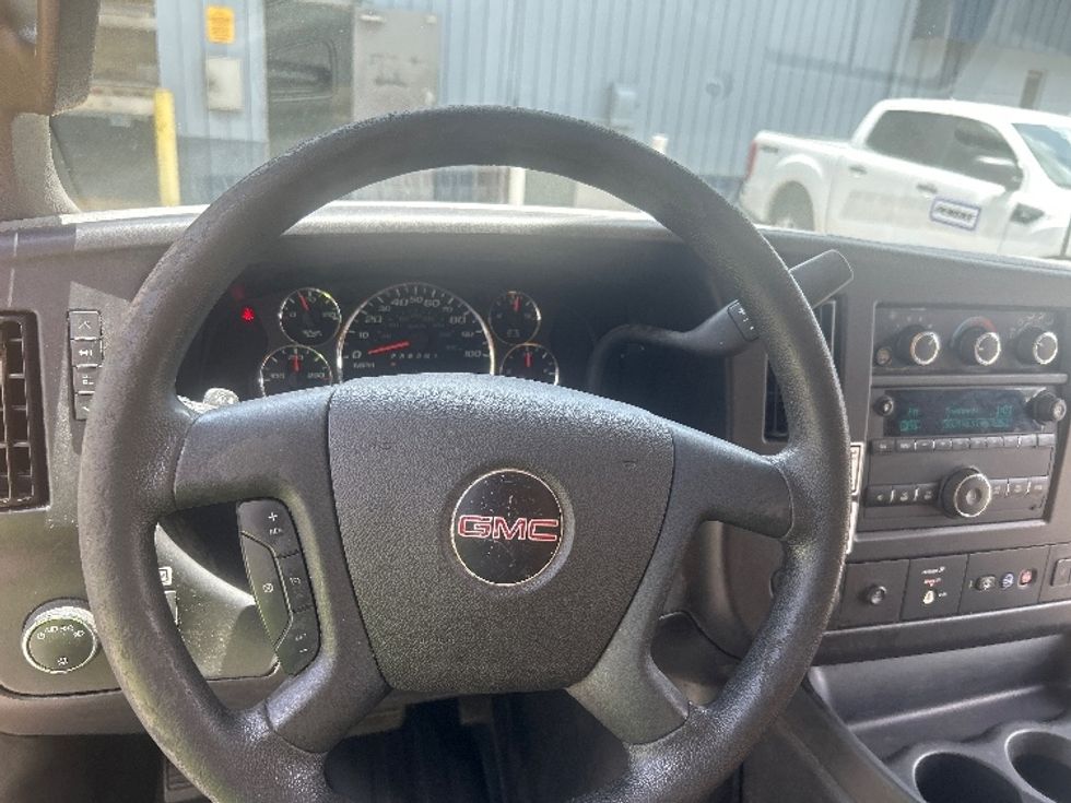 Light Duty Box Truck-Light and Medium Duty Trucks-GMC-2021-Savana G33503-Gainesville-FL-119,540\n\t\tmiles-$ 23,750 - Image 17