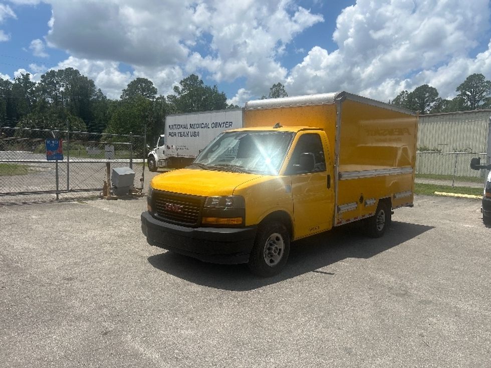 Light Duty Box Truck-Light and Medium Duty Trucks-GMC-2021-Savana G33503-Gainesville-FL-119,540\n\t\tmiles-$ 23,750 - Image 3
