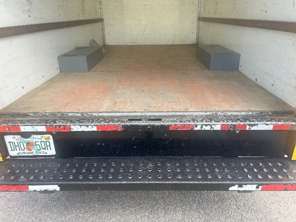 Light Duty Box Truck-Light and Medium Duty Trucks-GMC-2021-Savana G33503-Gainesville-FL-119,540\n\t\tmiles-$ 23,750 - Image 9