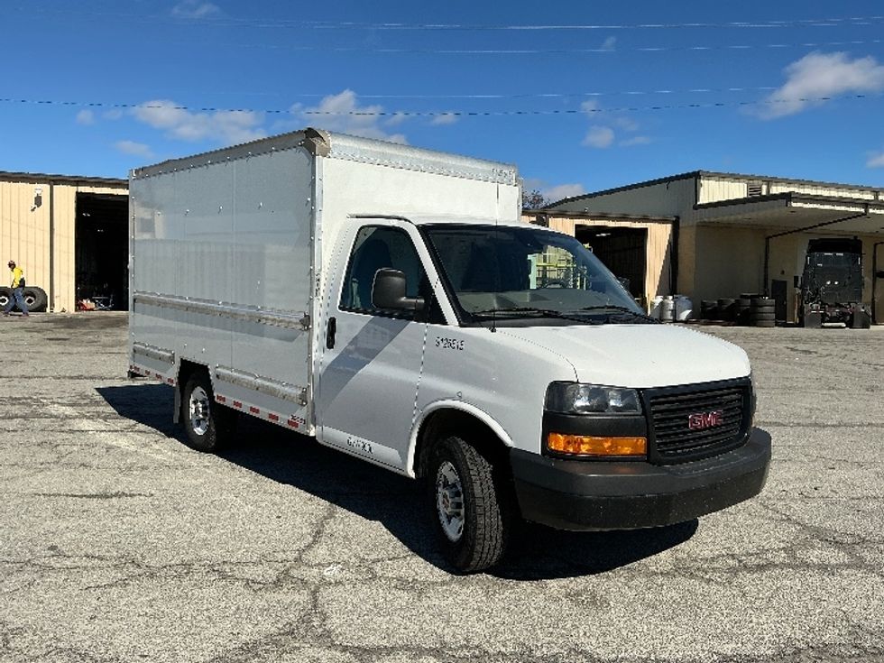 Light Duty Box Truck-Light and Medium Duty Trucks-GMC-2021-Savana G33503-Garden City-GA-107,633\n\t\tmiles-$ 29,750 - Image 1