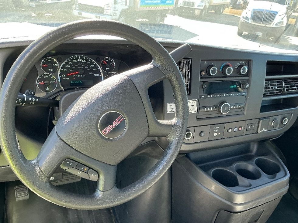 Light Duty Box Truck-Light and Medium Duty Trucks-GMC-2021-Savana G33503-Garden City-GA-107,633\n\t\tmiles-$ 29,750 - Image 18