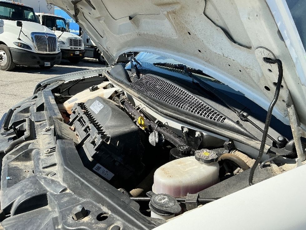 Light Duty Box Truck-Light and Medium Duty Trucks-GMC-2021-Savana G33503-Garden City-GA-107,633\n\t\tmiles-$ 29,750 - Image 24