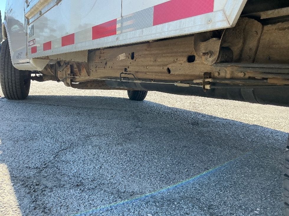 Light Duty Box Truck-Light and Medium Duty Trucks-GMC-2021-Savana G33503-Garden City-GA-107,633\n\t\tmiles-$ 29,750 - Image 5