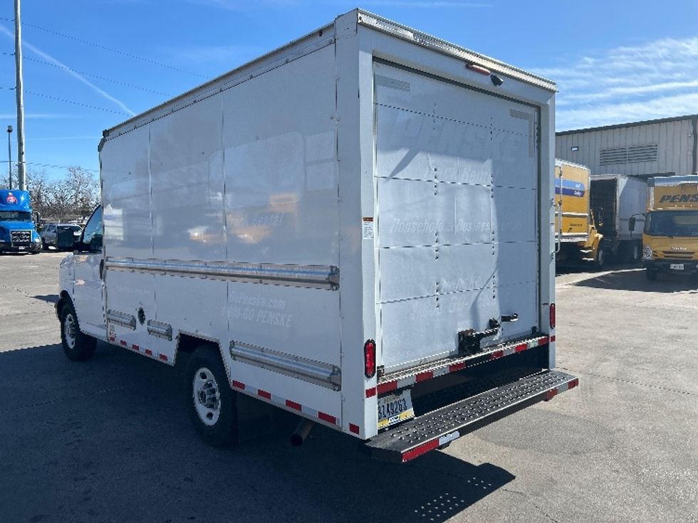 Light Duty Box Truck-Light and Medium Duty Trucks-GMC-2021-Savana G33503-Garland-TX-103,595\n\t\tmiles-$ 29,000 - Image 6