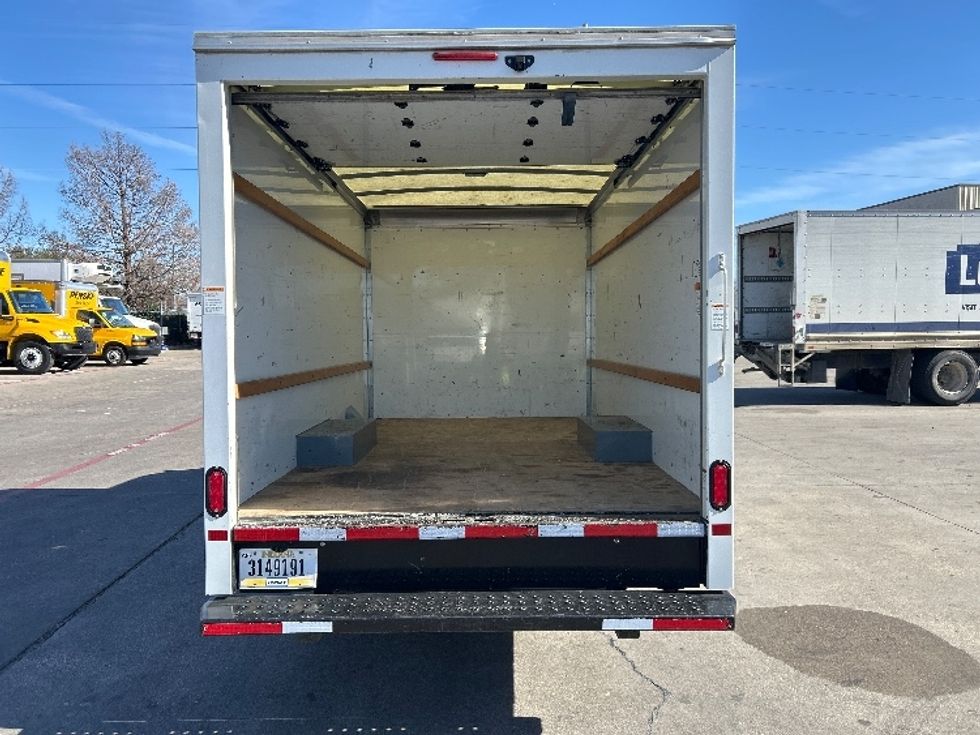 Light Duty Box Truck-Light and Medium Duty Trucks-GMC-2021-Savana G33503-Garland-TX-108,754\n\t\tmiles-$ 28,250 - Image 8