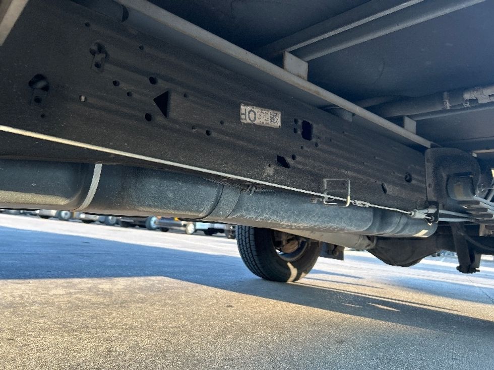 Light Duty Box Truck-Light and Medium Duty Trucks-GMC-2021-Savana G33503-Garland-TX-115,163\n\t\tmiles-$ 27,250 - Image 5