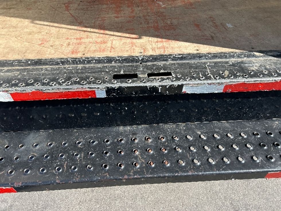 Light Duty Box Truck-Light and Medium Duty Trucks-GMC-2021-Savana G33503-Garland-TX-118,254\n\t\tmiles-$ 24,750 - Image 10