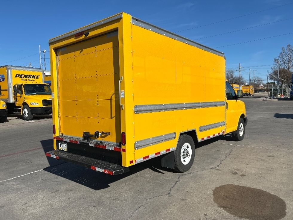 Light Duty Box Truck-Light and Medium Duty Trucks-GMC-2021-Savana G33503-Garland-TX-118,254\n\t\tmiles-$ 24,750 - Image 13