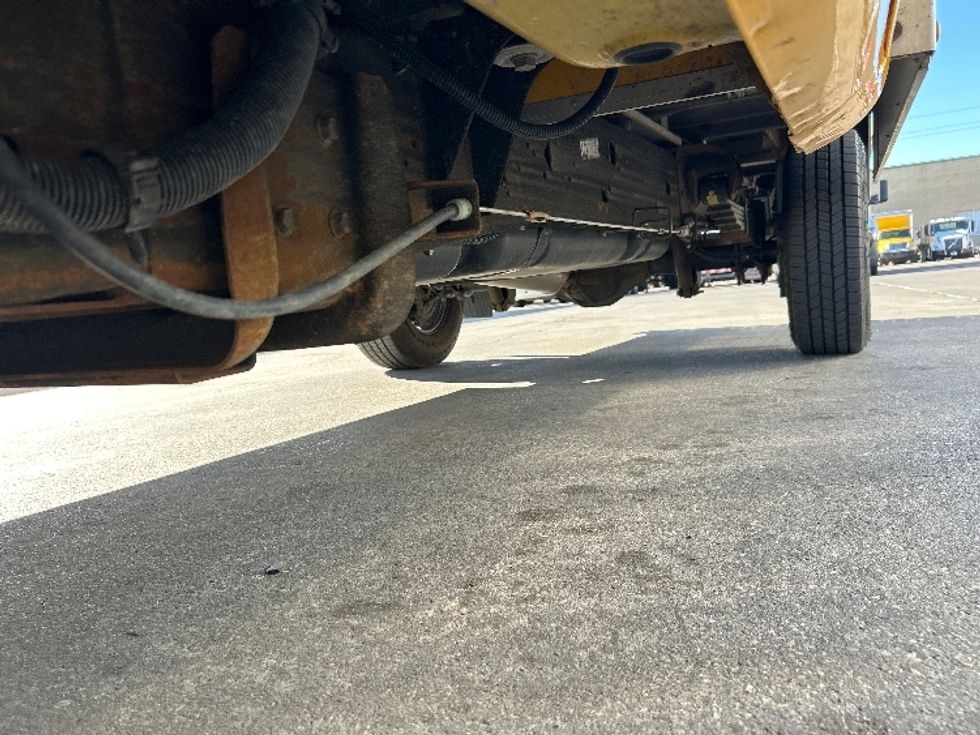 Light Duty Box Truck-Light and Medium Duty Trucks-GMC-2021-Savana G33503-Garland-TX-118,254\n\t\tmiles-$ 24,750 - Image 5