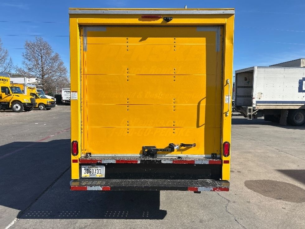 Light Duty Box Truck-Light and Medium Duty Trucks-GMC-2021-Savana G33503-Garland-TX-118,254\n\t\tmiles-$ 24,750 - Image 7