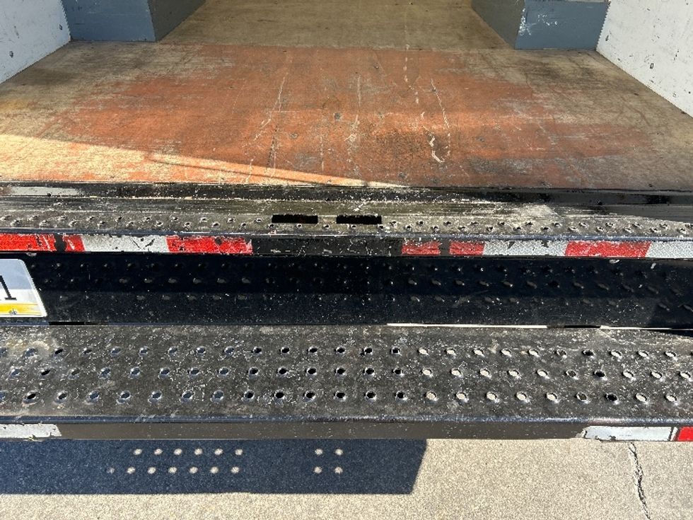 Light Duty Box Truck-Light and Medium Duty Trucks-GMC-2021-Savana G33503-Garland-TX-118,573\n\t\tmiles-$ 24,750 - Image 10